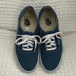 Vans classic lace up blue mirage sneakers M9.5 W11.0 EEUC